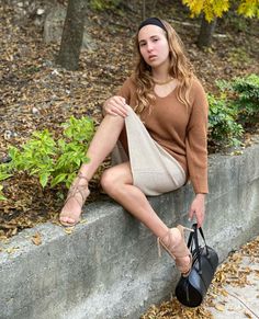 @ladyruther on Instagram: “Late autumn because... Mexico... • • • • • #autumnoutfit #leavesfalling #sweaterweatherisbetterweather #louisvuittonvintage #vintagefashion…” Late Autumn, Vintage Louis Vuitton, Autumn Outfit, Autumn Leaves