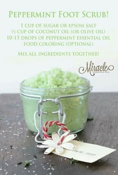 Foot Scrub Recipe, Peppermint Foot Scrub, Diy Spa Gifts, Peppermint Recipes, Body Scrub Recipe