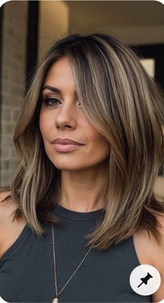 Cute Mom Haircuts, Mom Haircuts, Long Face Haircuts, Brunette Hair With Highlights, Modern Haircuts, Birthday Hair, Edgy Short Hair, Haircuts For Curly Hair