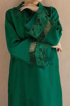 Lace Dress Design, Mode Kimono, Trendy Shirt Designs, Pakistani Dresses Casual, Salwar Kamiz, Mode Abaya, Casual Wear Dress, Dress Design Patterns