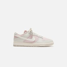 Nike Dunk Low Next Nature, Jordan Vi, Louis Vuitton Taschen, Ugg Slides, Nature Light, Timberland 6, Nike Tracksuit, Converse New, Adidas Tracksuit