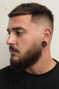 Men’s Crew Cut, Mens Crop Haircut, Crop Haircut Men, Mens Buzz, Crew Cut Men, Short Hair Styles For Men, Timeless Haircut, Men Short Hairstyle, Men Short Hair Styles