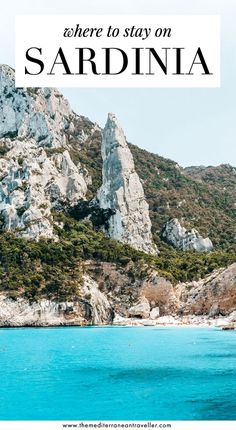 Dramatic beach and turquoise sea with text overlay 'where to stay on Sardinia'. Costa Smeralda, Island Town, Italy Itinerary, Hotel Luxury, Italy Travel Tips, Italy Travel Guide