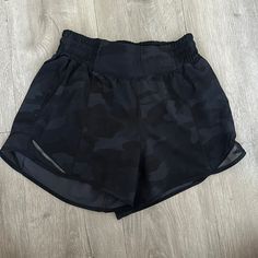 Black Camo Hotty Hot Shorts. Never Worn What To Wear With Black Lulu Shorts, Luku Shorts, Hotty Hot Shorts Lululemon, Lulu Lemon Shorts, Cute Clothing Stores, Soccer Outfits, Athletic Clothes