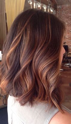 Sun Kissed Cinnamon Hair, Chocolate Balayage, Younger Hair, Balayage Caramel, Cinnamon Hair, 2023 Ideas, Color Highlights, Hair Color Auburn, Red Highlights