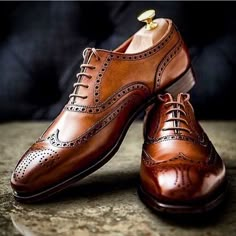 Simple Shoes, Brown Shoes, Classic Shoes, Gentleman Style, Mens Fashion Trends, Formal Shoes