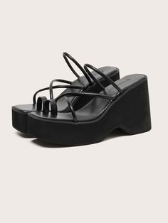 Negro punk Collar   Liso Sandalias de cuña Embellished Platform Thong Sandals, Toe Ring Designs, Black Platform Sandals, Black Platform Heels, Strap Sandals Women, Aesthetic Shoes