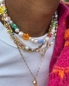 Daily Jewelry Ideas, 80s Jewelry Trends, Summer Necklace Ideas, Jewelry Diy Necklaces, Summer Beaded Jewelry, Summer Necklaces, Summer Jewelry Trends, Summer Jewellery, Preppy Jewelry