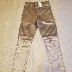 New With Tags And Absolutely Gorgeous. Junior Sz M. Purchased From Nordstrom Rack Trendy Metallic Leggings For Night Out, Metallic Stretch Casual Pants, Casual Metallic Stretch Pants, Casual Fitted Metallic Bottoms, Trendy Fitted Metallic Bottoms, Casual Stretch Gold Pants, Casual Fitted Gold Pants, Gold Fitted Casual Pants, Casual Stretch Gold Bottoms