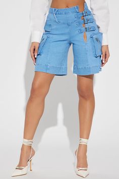 Cargo Denim Shorts, Ripped Denim Shorts, Grown Women, Denim Shorts Women, Casual Attire, Size 13, Short Outfits, Bermuda Shorts, Fashion Nova