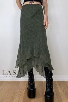 Lasaky - Stylish Autumn Green Chiffon Skirt - Solid Color, Irregular Design, Single-Length, Patchwork Detail Streetwear Skirt, Goth Outfit, Fairycore Clothes, Midi Skirt Pattern, Floral Print Midi Skirt, Y2k Skirt, Fashion 90s, Pleated Long Skirt, Skirt Y2k