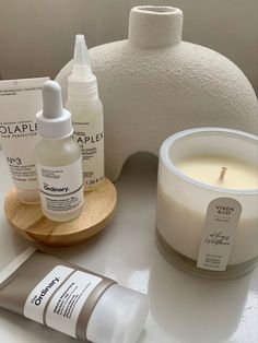 skincare routine. skincare aesthetic. mindful habits. wellness aesthetic. Skincare tools. beauty routines. the best skin care products. Beige Clean Girl Aesthetic, Vanilla Girl Astetic, Clesn Girl Asthetic, Clean Girl Skincare Aesthetic, Clean Girl Aethstetic, Aesthetic Wellness Pictures, Clean Aethstetic, Vanilla Asethic, Clean Girl Pfp