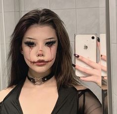 Spooky spot x Makeup art X Makeup, Holloween Makeup, Creepy Makeup, Creepy Halloween Makeup, Cute Halloween Makeup, Desain Buklet, Halloween Makeup Pretty, Alt Makeup