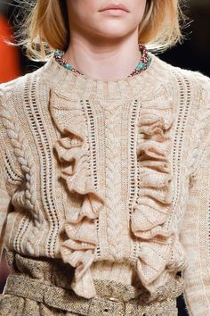 Stylish Eve Outfits, Knitwear Trends, 2015 Runway, Lorenzo Serafini, Futuristic Fashion, Chunky Knitwear, Runway Pictures