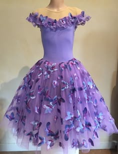 Butterfly Party Outfit, Isabella Madrigal, Dance Moms Costumes, Encanto Party, Dancer Dress, Ballet Costume, Kids Dress Wear, Costumes Dance, Theme Dress