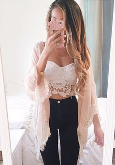 Crop Top Outfits, Looks Chic, White Crop, Outfit Goals, Girly Outfits, Outfits Casuales, Cute Tops