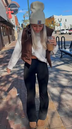 Fall fit  • College, fall, outfit ideas, casual outfit, flare leggings, puffer vest, neutral outfit Fall Outfits With Boots, Easy Fall Outfits, Outfits With Boots, Outfits To Try, New York Outfits, Outfits For School, Fall Outfits For School, Cozy Fall Outfits, Winter Fashion Outfits Casual