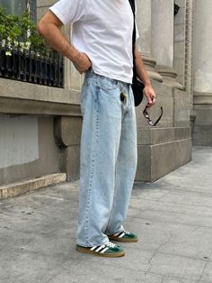 Mens Fashion Stocky Build, Y2k Thrifted Outfits Men, Gazelle Men Outfit, Mens European Fashion, Men Linen Outfit Summer, Look Adidas, Street Fashion Men Streetwear, Guys Clothing Styles