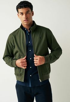 Next REGULAR FIT - Viegla jaka - khaki green Mens Winter Wardrobe, Harrington Jacket Men, Green Jacket Outfit, Green Khaki Jacket, Green Jacket Men, Black Men Fashion Urban, Smart Casual Men, Harrington Jacket, Smart Casual Outfit