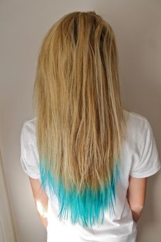 love this, not brave enough to do it though, not would I ever even let me hair get this long..... Blonde Hair With Teal Tips, Blonde Hair Pink Tips, Pink Tips, Blue Tips, Dip Dyed