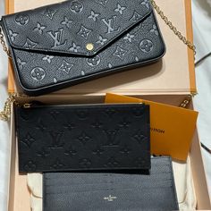 New! I Got It As A Gift But I Like Bigger Bags Felicie Pochette Louis Vuitton Black And Beige, Louis Vuitton Felicie Pochette Black, Luxury Envelope Bag, Luxury Black Envelope Clutch, Felicie Pochette, Louis Vuitton Felicie Pochette, Lv Shoulder Bag, Louis Vuitton Eva, Louis Vuitton Favorite Mm