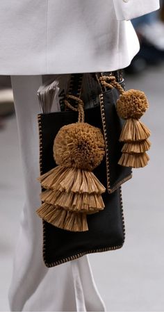 Curtain Tassels, Bag Obsession, Dress Design Patterns, Runway Looks, Sewing Bag