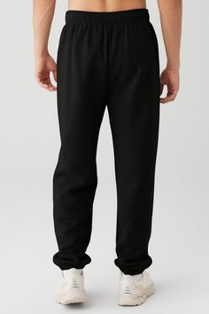 We’re all about the Accolade Sweatpant — it’s a super soft, leveled-up classic with a chrome Alo logo detail and powerful, performance tech for studio & street. Wear it in cold weather with a bold jacket and transition to warmer weather with slides. Super-soft diagonal French terry For chill time or to-and-from Unisex style Designed to work from studio to street Wear-tested by our in-house team for the perfect fit Solid Color Sweatpants With Elastic Cuffs For Streetwear, Solid Sweatpants With Elastic Cuffs For Streetwear, Relaxed Fit Sweats With Elastic Cuffs For Streetwear, Relaxed Fit Pull-on Sweatpants For Streetwear, Streetwear Solid Sweatpants With Elastic Waistband, Relaxed Streetwear Bottoms With Ribbed Cuffs, Casual Sweats With Elastic Waistband And Straight Leg, Solid Color Joggers With Elastic Cuffs For Streetwear, Casual Pants With Elastic Cuffs And Straight Hem