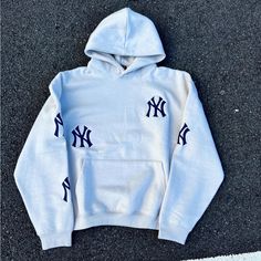 Brand New Boxy Fit - Embroidered Cute Fits Sweatshirts & Hoodies, Cheap Hoodie For Baseball Season, Cheap Trendy Fitted Hoodie, New York Hoodie Gray, Gray New York Hoodie, Ny Hoodie, Mens Hoodies, Embroidered Hoodie, Cute Everyday Outfits