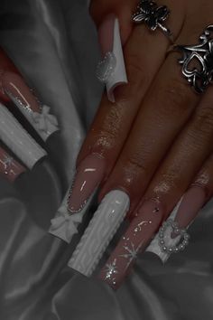 Winter Christmas Nails Acrylic, Spooky Nail Ideas, Winter Christmas Nails, Spooky Nail, Acrylic Nail Designs Coffin, Hard Nails, Colored Acrylic Nails, Dope Nail Designs, Classy Acrylic Nails