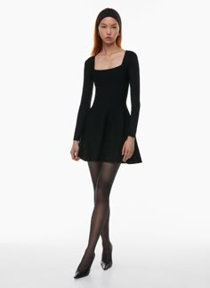 Cold Fashion, Black Dresses Classy, Elegant Outfit Classy, Everyday Luxury, Fully Fashioned, Dress With Long Sleeves, Double Knit, Knit Stitch, Knit Mini Dress