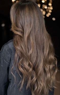 Hair Care Oils, Brown Hair With Blonde Highlights, Highlights Brown Hair, Hair Stylist Life, Dye My Hair, Light Brown Hair, Aesthetic Hair, Blonde Highlights