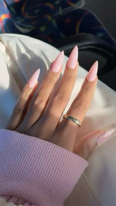 Milky Pink Nails, Thanksgiving Nails Design, Nails Design Fall, Thanksgiving Nail Ideas, Pink Stiletto Nails, Elegant Thanksgiving, Kutek Disney, Milky Pink, Thanksgiving Nail Designs