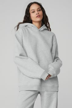 Renown Heavy Weight Hoodie - Athletic Heather Grey | Alo Yoga Back Women, Oversized Hoodie, Alo Yoga, Oversize Hoodie, Grey Hoodie, Fur Jacket, Outerwear Women, Bra Tops, Heavy Weight