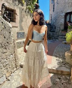 Estilo Hippie, Europe Outfits, Looks Party, Skirt And Top, Winter Trends, White Skirt, Mode Inspo