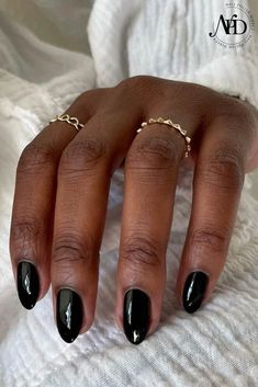 Black Nails On Black Woman, Black Nail Polish Designs, Black Nail Polish Ideas, Clean Manicure, Black Gel Polish, Sophisticated Manicure, Black Gel Nails, Everything Black, 2024 Aesthetic