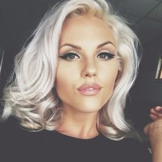 Blonde Short, Chic Makeup, Hair Pixie, Funky Hairstyles, Short Blonde, Short Blonde Hair, Hair Envy, Synthetic Wig, Women Hairstyles