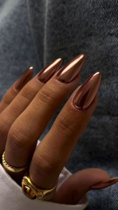 Trend Nails 2023 Autumn, Fall Nails October 2023, Autumn Nail Trends 2023, October Nails Ideas 2023, Nails Trend 2023 Autumn, Nails Trends Winter, Trending Winter Nails 2023, Wealthy Women Nails, Fall 2023 Nail Trends Almond