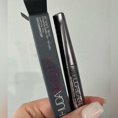 New Never Used Huda Beauty Bombbrows Fiber Gel Shade 5/ Medium Brown Full Beauty Fiber Gel, Brow Extensions, Anastasia Beverly Hills Dipbrow, Anastasia Beverly Hills Brow, Brow Kit, Brow Color, Brow Wax, Revlon Colorstay, Brow Makeup