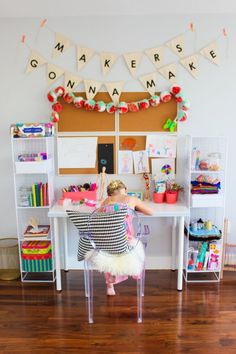 Kids craft area Kids Craft Area, Office Therapist, Toddler Desk, Craft Nook, Rock My Style, Kids Craft Room, Craft Station, Art Area, Kids' Desk