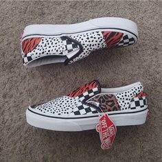 Vans Dalmatian Multi Animal Print Slip On's Grade School/Youth Brand New With Box. In Great Condition, Brand New With Box. Fast Shipping Via Usps Priority Mail. Tan Vans, Rainbow Vans, Black Tennis Shoes, Vans Outfit, Pretty Shoes Sneakers, Posca Art, Vans White, Animal Print Shoes, Shoes Vans