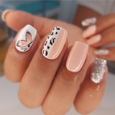 Summer Nails 2023, Subtle Nails, Work Nails, Classy Acrylic Nails, Cute Gel Nails, Nails 2023, Classy Nails, Floral Nails