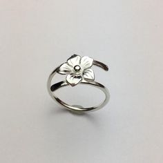 Rings Flower, Lotus Ring, Silver Jewelry Design, Art Clay, Silver Jewelry Handmade, Silver Art, Pretty Rings, 925 Silver Jewelry