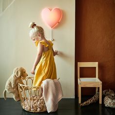 UPPLYST LED wall lamp, heart pink - IKEA Playroom Furniture Ideas, Playroom Decorations, Unique Kid Rooms, Guest Room Nursery, Baby Corner, Pink Minimalist, Ikea Finds, Ikea Shopping, Pink Table Lamp