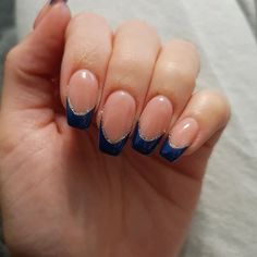 blue french tip nails French Nails For Autumn, Blue Formal Nails Acrylic, Blue And Gold Nails French Tip, Nails Inspiration For School, Formal Blue Nails, French Nails With Blue Tips, Navy Nail Tips, Navy Blue Autumn Nails, Blue Nail Ideas Simple