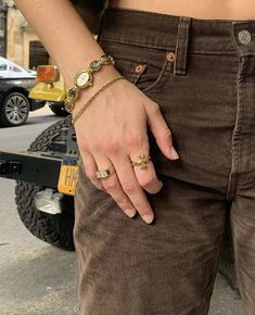 Dope Jewelry, Funky Jewelry, One Ring, Dream Jewelry, Jewelry Inspo, Pretty Jewellery, Corduroy Pants, Piercing Jewelry, Cute Jewelry