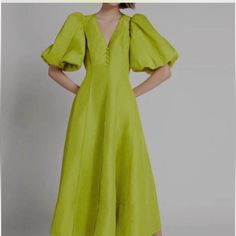 Aje Dusk Midi Dress In Au Size 4 Or Us Size 0, Absolutely Beautiful Dress For A Wedding Or Formal Event! Very Flattering Silhouette Aje Dress, Dress For A Wedding, Beautiful Dress, Formal Event, A Wedding, Beautiful Dresses, Colorful Dresses, Size 4, Midi Dress