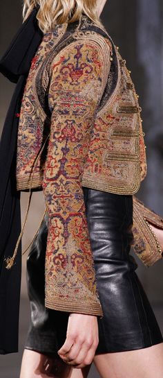 Saint Laurent S-17 RTW: tapestry military jacket, leather skirt. Woman Walking, Estilo Chic, Fashion 2017, Spring 2017, Look Fashion