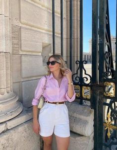 Old Money Summer Outfits Women 2024: 40+ Ideas You Will LOVE 36 Old Money Outfit Women Summer, Old Money Spring Outfits, Old Money Brands, Classy Work Outfits, Money Aesthetic, Old Money Style