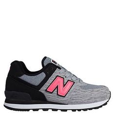 Me gustó este producto New Balance Zapatilla Urbana Mujer Kl574Pzp. ¡Lo quiero! Nike Tennis Shoes Outfit, Blowfish Sneakers, Outfit Winter, Gym Shoes, Casual Design