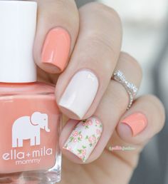 Ella+Mila nail polish sunkissed and pretty in pink // Love mommy vintage roses flower nail art - bow nails - bow knuckle ring - http://lapaillettefrondeuse.blogspot.be/2015/09/ella-mila-love-mommy.html Bow Nail Art, Unghie Sfumate, New Years Eve Nails, Nails Colors, Floral Nail Art, Super Nails, Nail Swag, Ideas Nails, Fabulous Nails